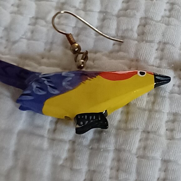 Pair of bird image earrings - Picture 1 of 2